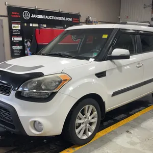 2013  Kia  Soul  + 4dr Crossover 6A