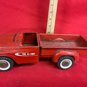 Tru-Scale Red Toy Truck