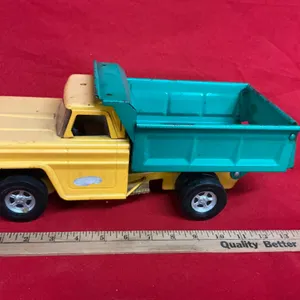 Toy Metal Dump Truck