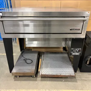 GARLAND G56PB NATURAL GAS 63" AIR DECK PIZZA OVEN - 80,000 BTU