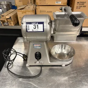 COMMERCIAL CHEESE GRATER