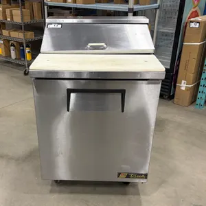 TRUE TSSU-27-08 27" SINGLE DOOR REFRIGERATED SALAD/SANDWICH PREP TABLE