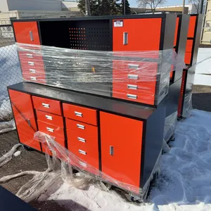 22-Compartment Work Bench