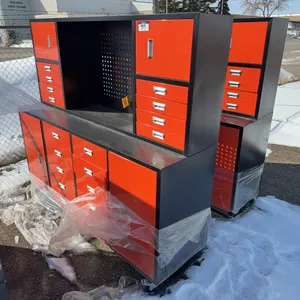 22-Compartment Work Bench