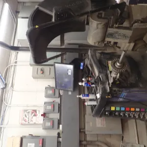 Hunter RFE Wheel Balancer w/Hunter Hammerhead TDC Laser-P/S Weight Placement Laser System.