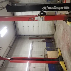 2002 Wheeltronic Ltd. 15000S16 15,000lbs Capacity 2-Post Hoist. **LOADING SPECIAL TERMS**