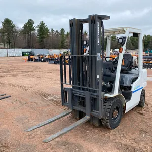 2015 Unicarriers 5,000 Lbs LP Forklift