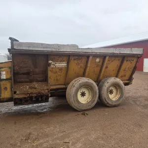 Kuhn Knight 8124 Spreader - Jim Falls