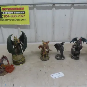 6 Dragons/Destiny Ornaments and Lamp 
