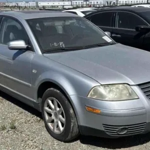 (CA) 2004 Volkswagen Passat
