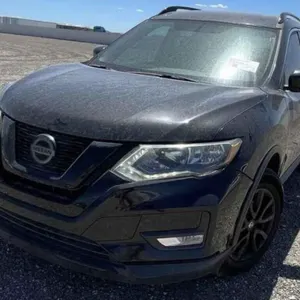 (AZ) 2018 Nissan Rogue