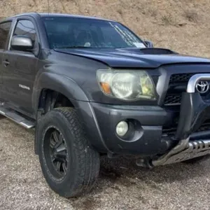 (AZ) 2011 Toyota PreRunner