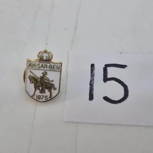 1975 Ak Sar Ben Pin