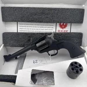 Ruger Super Wrangler 22 calBox and extra 22