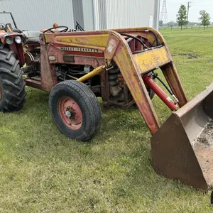 1969 Massey Ferguson Tractor (Non-Runner)
 UNRESERVED