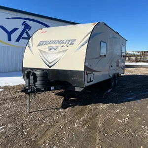 2017 GULFSTREAM STREAMLITE BUMPER HITCH CAMPER