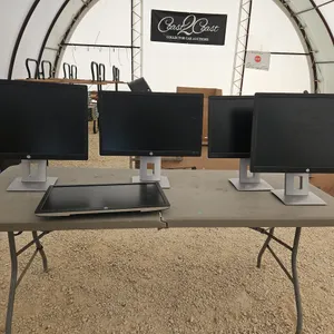 Lot of 5 Assorted HP Computer Monitors Condition Unknown