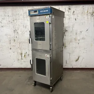 Alto-Shaam 1200-TH/III Full-Size Halo Heat Cook and Hold Oven with Casters