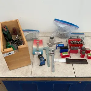 Letter & number stamps, measuring tools, quantity of drill chuck keys, quantity of miscellaneous bea