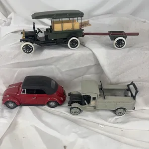 3 OLD CARS