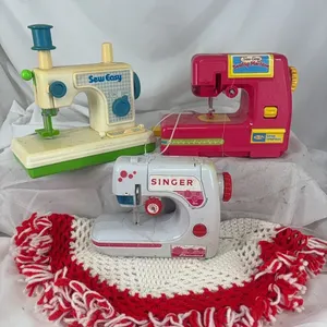 3 KIDS SEWING MACHINES