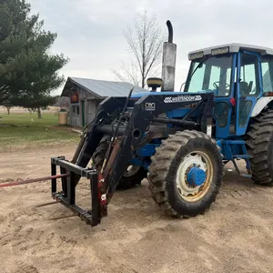 Ford TW5 4x4 Tractor