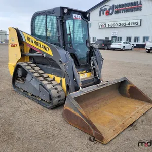 2013 New Holland C227 Skid Steer Loader
 UNRESERVED
