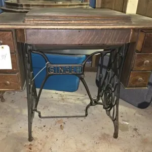 Antique Singer Cast Iron Treadle Sewing Table