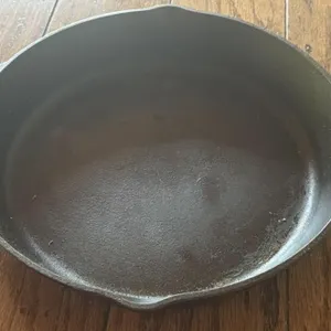 Lodge Cast Iron Pan 12” x 14.5” x 2.25”