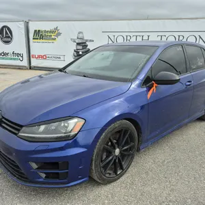2016  Volkswagen  Golf R