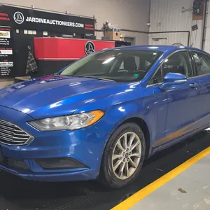 2017  Ford  Fusion  SE FWD