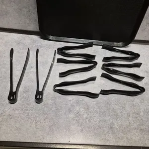(6) Polycarbonate 6" Tongs, (2) Polycarbonate 8" Tongs