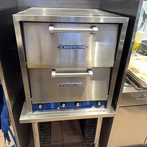 Baker’s Pride P44S electric Pizza Oven & stand on castors, 3ph, retail $16,000 plus stand