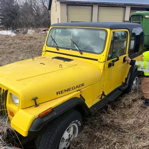 OFFSITE - 1995 jeep renegade gas v6