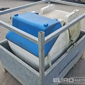 Static Plastic Water Bowser, Manual Pump 
