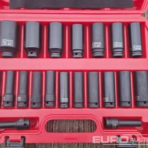 Unused Solid X 1/2" 20 Piece Long Sleve Socket Set (8-32mm) 