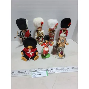(7) Vintage British/Scottish Dolls/Figurines