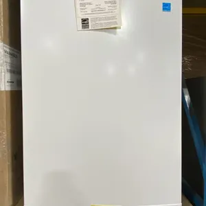 STIRLING MARATHON MODEL MAR45W-1. WHITE 4.5 CU FT DELUXE COMPACT BAR REFRIGERATOR