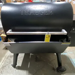 TRAEGER MODEL TFB89BLFC. IRONWOOD 885 WIFI ENABLED PELLET GRILL