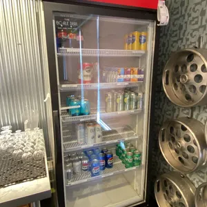 SINGLE DOOR COMMERCIAL COOLER *CONTENTS NOT INCLUDED*