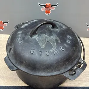 Griswold #7 Tite-Top Cast Iron Dutch Oven.