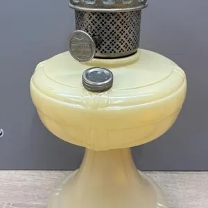 Coleman Model 160 Kerolite Kerosene Mantle Lamp