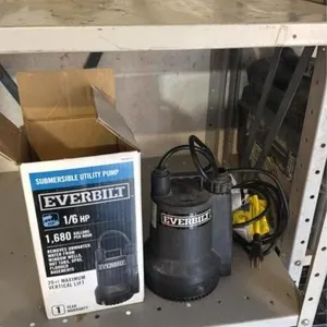 Like new everbilt 1/6 hp sump pump