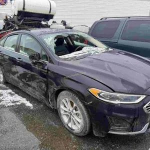 2020 Ford Fusion Hybrid SN: 3FA6P0MU1LR129930