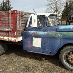 1959? GMC 9383 S/A Truck W/ 10' Box & Hoist