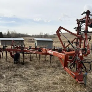 21' Morris Magnum CP-719 Cultivator