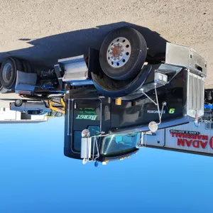 2006  Kenworth  T800  Semi Truck