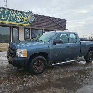 2009  Chevrolet  Silverado 1500  4x2 Work Truck 4dr Extended Cab