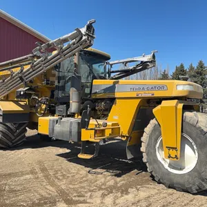 2009 Terra-Gator 9203 70' dry fert spreader
