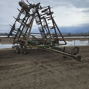 John Deere 610 50 Foot Cultivator